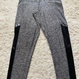 PINK Victoria’s Secret ultimate leggings size large